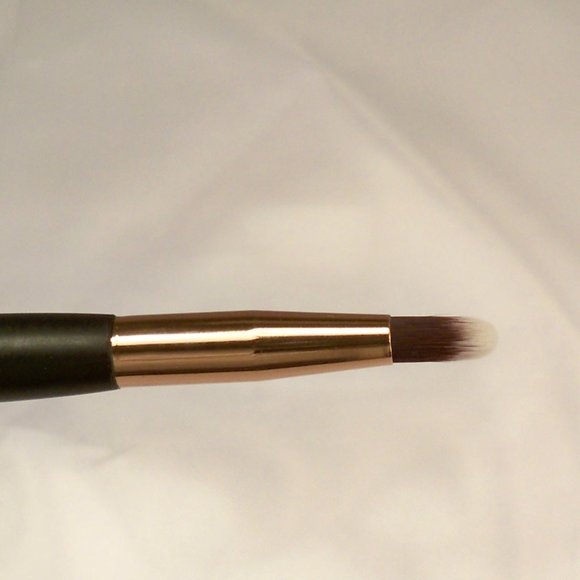 New Quality 7 piece Cosmetic Makeup Brush Set - Picture 10 of 11